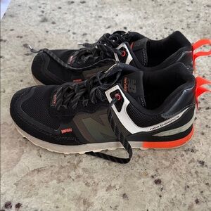 New Balance 574 Black Orange